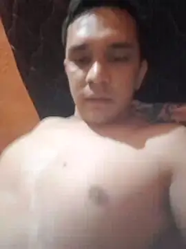 Snapshot of AH_Daniel chatting on 11/29/25, 02:58 AH Daniel online show from 11/29/25, 02:58