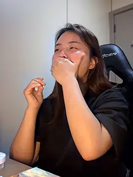 Toffee-00 online show from 04/07/26, 08:59