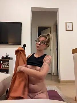 KnotBabe online show from 03/02/26, 05:08