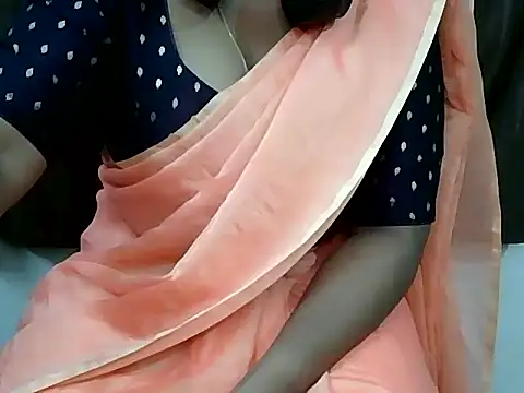 cleopatra9999 online show from 04/19/26, 06:32