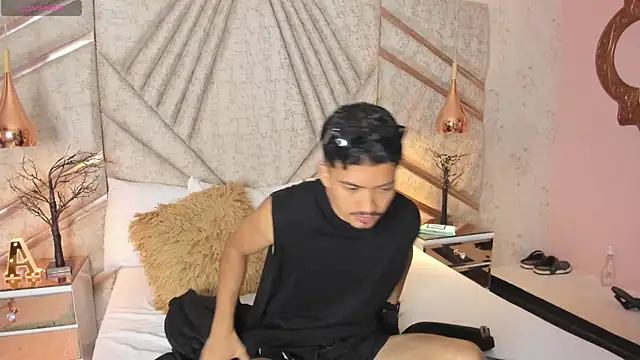 NicolaiKarav online show from 01/11/26, 01:16