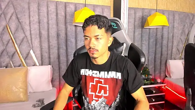 NicolaiKarav online show from 01/12/26, 06:57