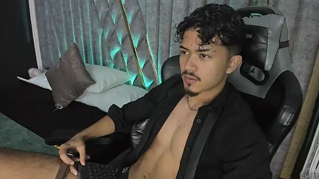 NicolaiKarav online show from 04/23/26, 12:15