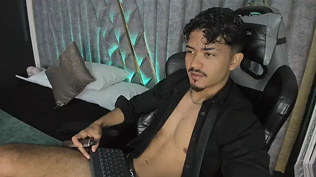 NicolaiKarav online show from 04/23/26, 12:29