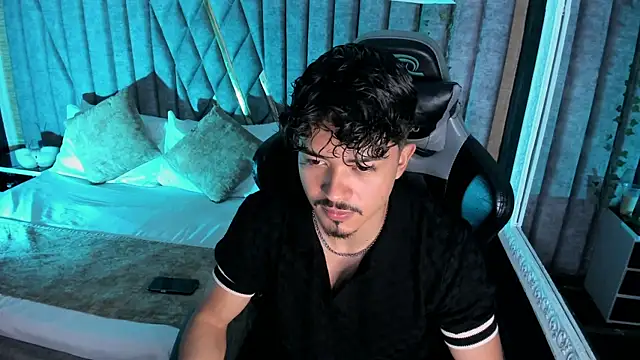 Snapshot of NicolaiKarav chatting on 07/23/26, 12:14 NicolaiKarav online show from 07/23/26, 12:14