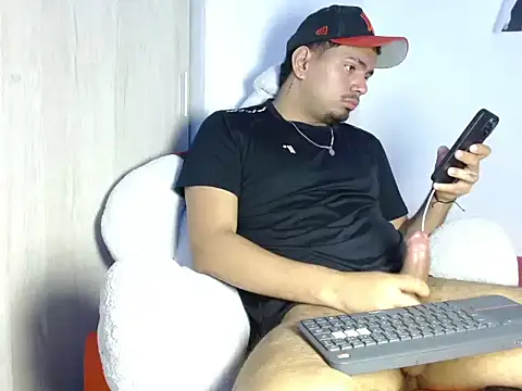 Henry villa23 online show from 02/11/26, 04:17