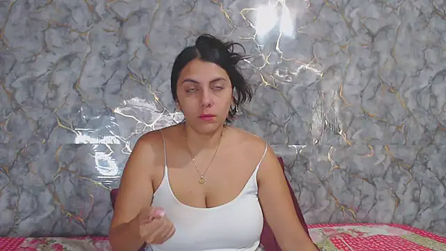 miarouse1531 online show from 04/18/26, 04:55