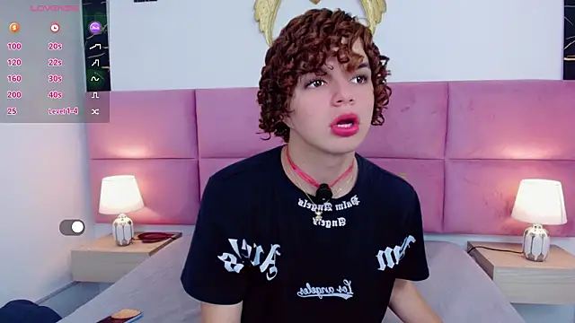 Skyee angel online show from 02/25/26, 07:34