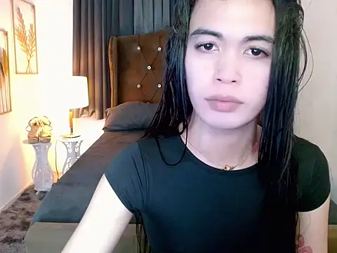 hollyyumiloove online show from 03/20/26, 11:04