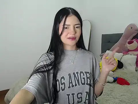 EmiilyCherry online show from 12/19/25, 12:28