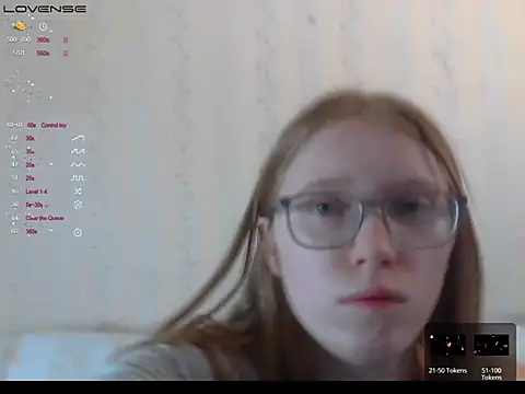 Snapshot of LustfulSarah chatting on 01/09/25, 12:46 LustfulSarah online show from 01/09/25, 12:46