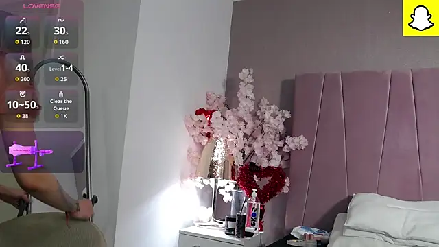 DeniseSun online show from 03/24/26, 04:06