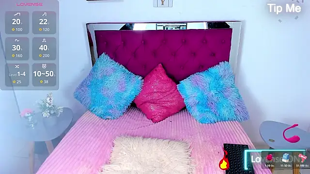 Samantha  F W online show from 02/23/26, 09:34