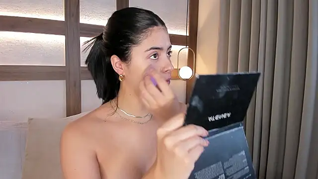 SarhaVega online show from 03/17/26, 12:30