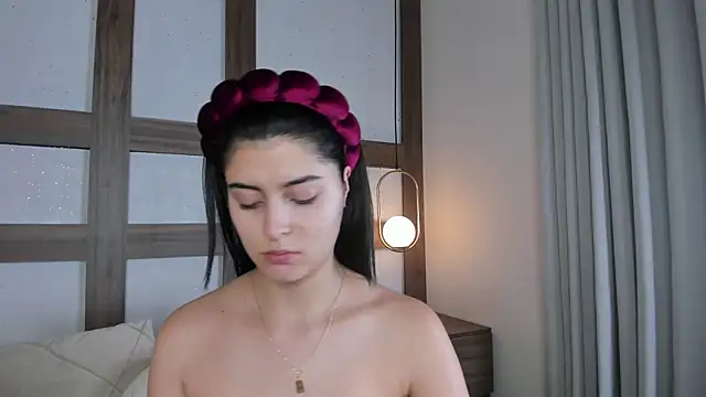 SarhaVega online show from 04/23/26, 12:15