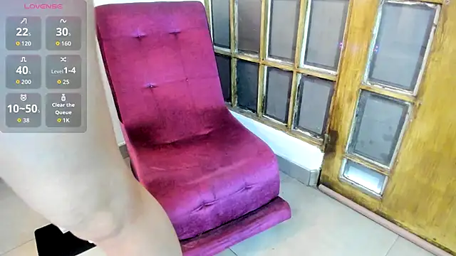 Mysterius Woman online show from 12/19/25, 01:07