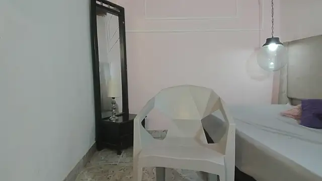 Izelevans online show from 03/26/26, 11:49