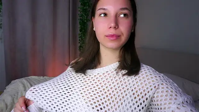 AmparoCilek online show from 04/24/26, 06:43