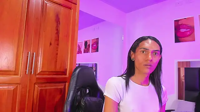 ValeryTs1 online show from 03/12/26, 06:14