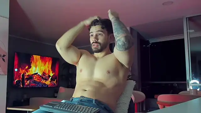 Valenthino Salvatore online show from 02/11/26, 05:01