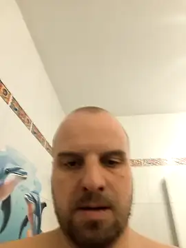 Snapshot of Phoenix2310 chatting on 01/19/26, 06:17 Phoenix2310 online show from 01/19/26, 06:17