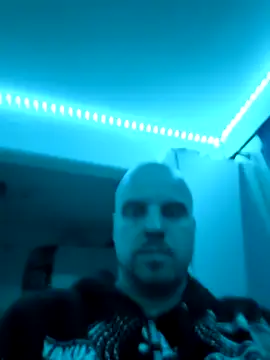 Snapshot of Phoenix2310 chatting on 02/10/26, 06:06 Phoenix2310 online show from 02/10/26, 06:06