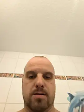 Snapshot of Phoenix2310 chatting on 02/25/26, 03:10 Phoenix2310 online show from 02/25/26, 03:10