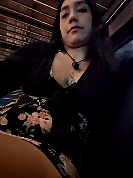 Eveeelyn25 online show from 04/24/26, 12:02