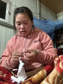 Snapshot of hotel222 chatting on 11/28/25, 01:36 hotel222 online show from 11/28/25, 01:36