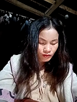 Snapshot of nangmo chatting on 11/26/25, 01:34 nangmo online show from 11/26/25, 01:34