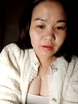 One-two22 online show from 11/28/25, 01:14