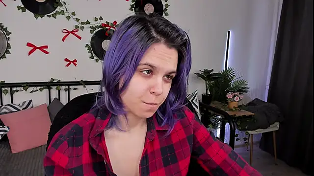 LiraBelle online show from 04/24/26, 03:09