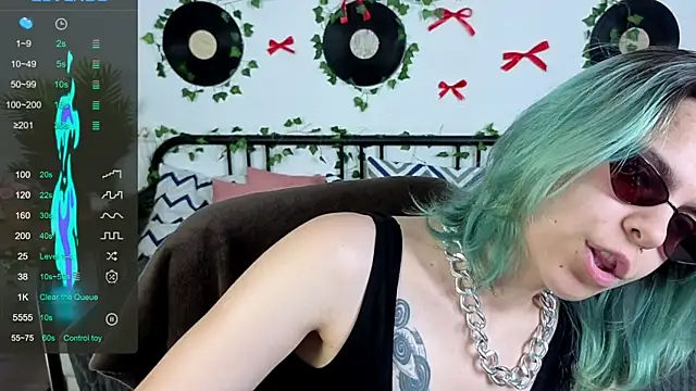 LiraBelle online show from 07/20/26, 03:32