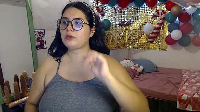 suckdreams19 online show from 12/19/25, 01:56