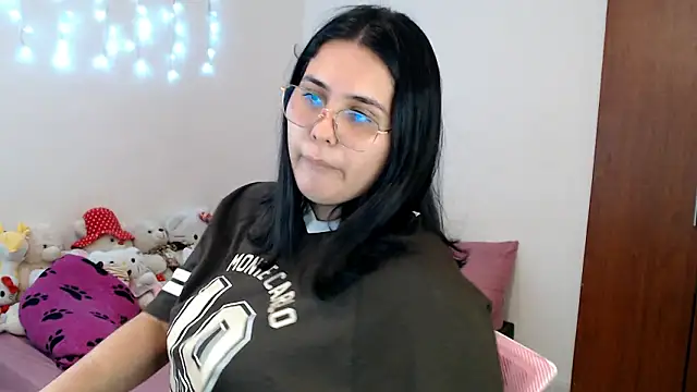 suckdreams19 online show from 02/05/26, 06:56