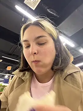 KateBurlesk online show from 11/27/25, 09:11