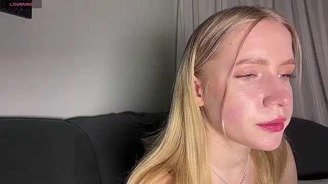 Alice meow15 online show from 04/03/26, 09:13