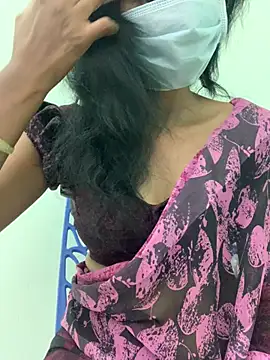 honeygirl6996 online show from 04/24/26, 06:38