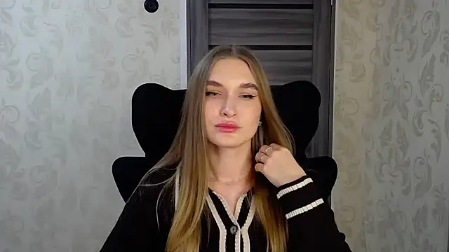 AnyaSmack online show from 12/20/25, 05:09