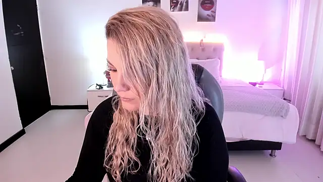 Violeta Hotter online show from 11/27/25, 11:12