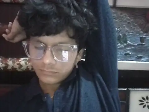 maskedman699 online show from 11/28/25, 05:54