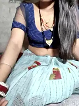 Snapshot of Dil-se-queen-321 chatting on 01/13/26, 11:04 Dil-se-queen-321 online show from 01/13/26, 11:04