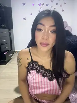DAKOTA SAKURA online show from 07/17/26, 10:33
