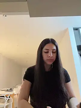 Magui21 online show from 12/17/25, 12:05