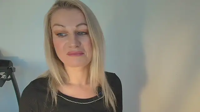 Sweet Eira online show from 01/11/26, 02:44