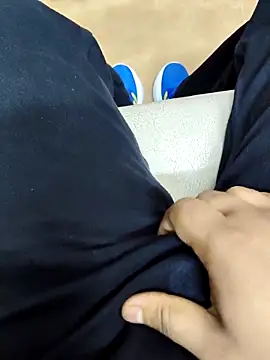 desi alpha boy online show from 12/05/25, 11:30