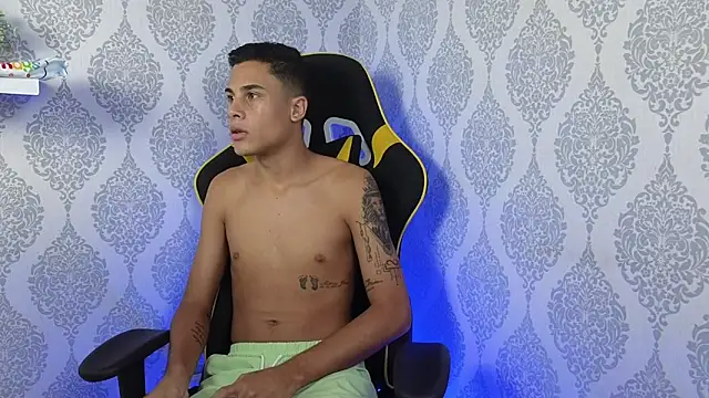 The big twink x online show from 11/26/25, 07:26