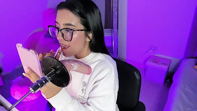 IbbieeBennett 1 online show from 01/08/26, 02:36