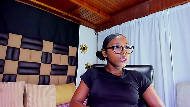 MelodyBrooks online show from 11/25/25, 05:13