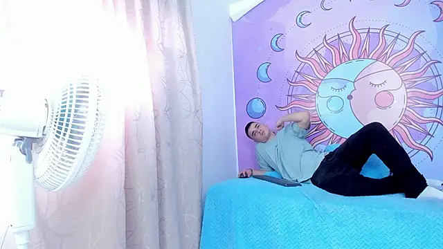 Snapshot of Dantee_Dark chatting on 11/29/25, 07:39 Dantee Dark online show from 11/29/25, 07:39